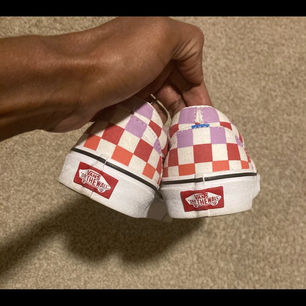 Vans - Picture 3 of 9